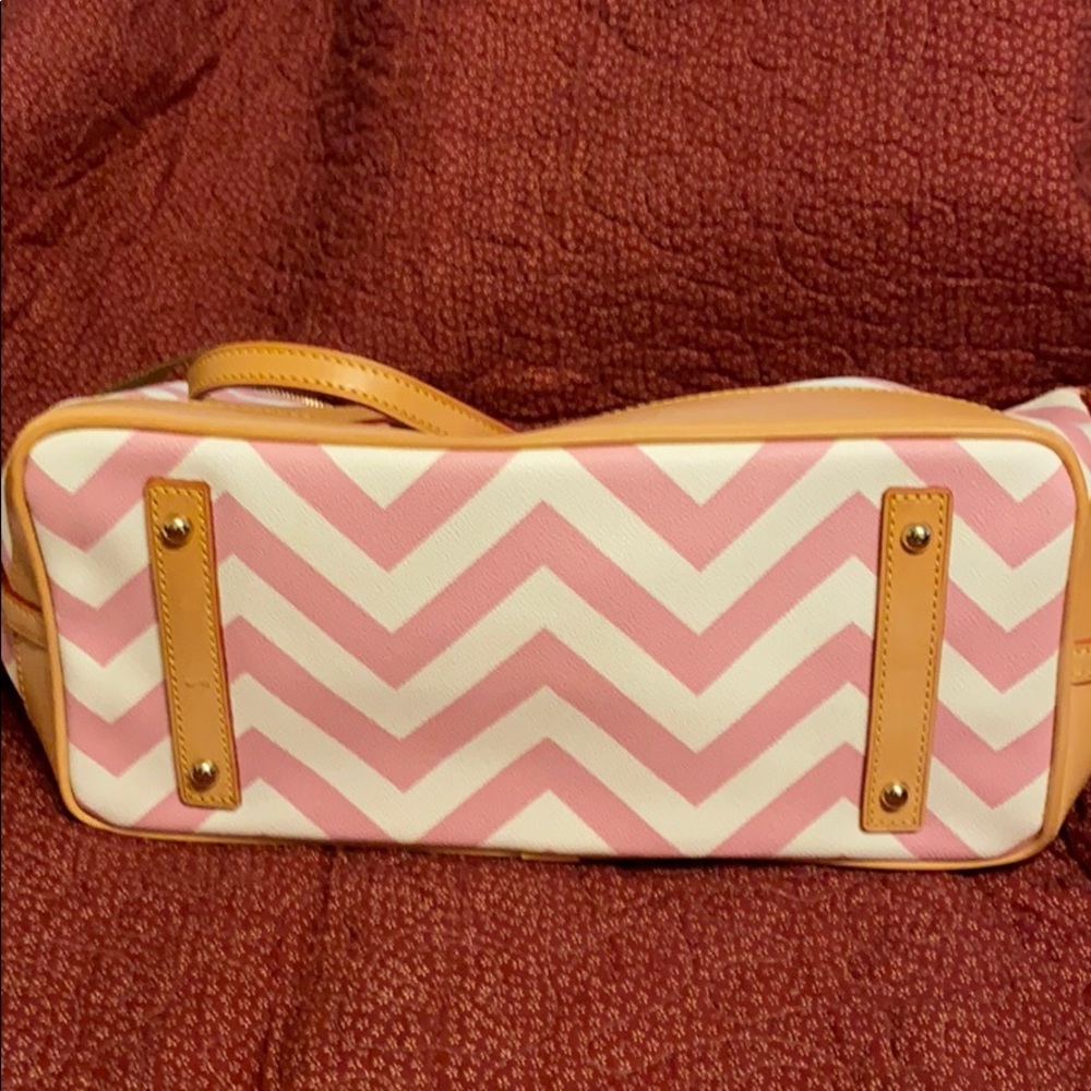 NWOT Dooney & Bourke Lg Tote, Wristlet & Keโฆ - Picture 8 of 16
